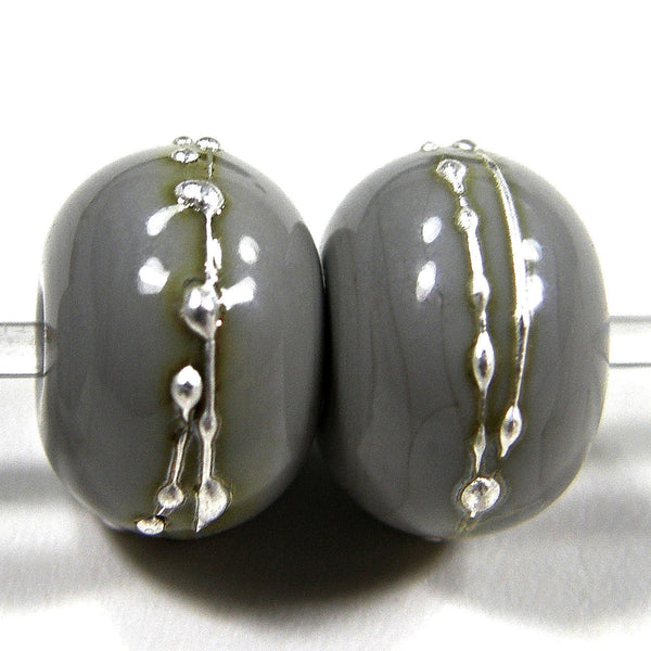 Handmade Lampwork Glass Beads, Light Gray Silver Shiny Glossy 248gfs